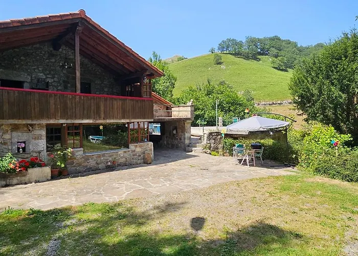 Finca La Vegacha Casa Tradicional Pasiega